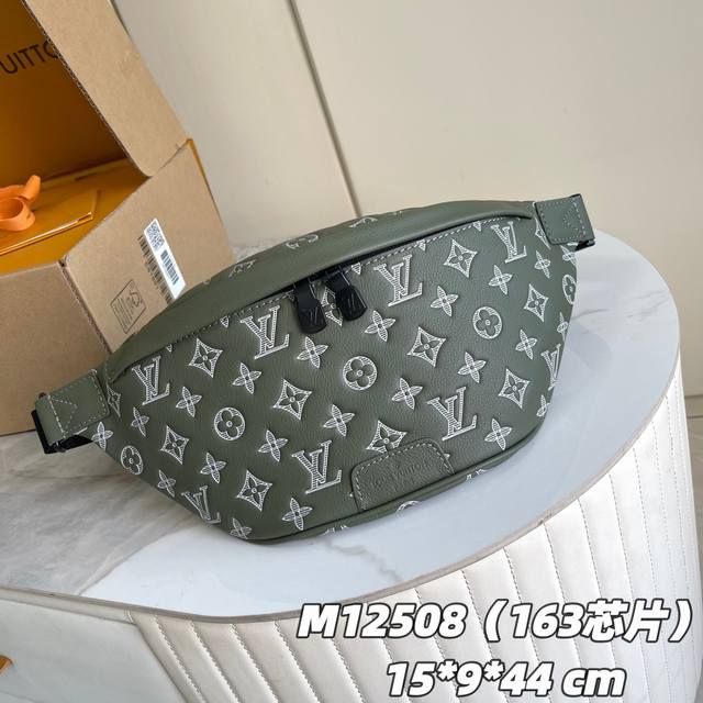 163C01 Chip Edition Internal Price P Model Number: M12508 Embossed Full-Leather