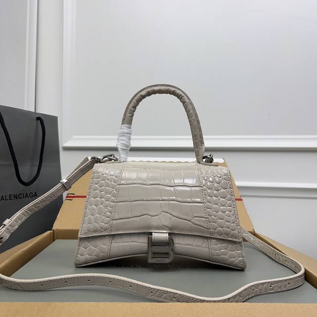 Exclusive Background - Actual Product Photos: Crocodile-Patterned Gray And Silve