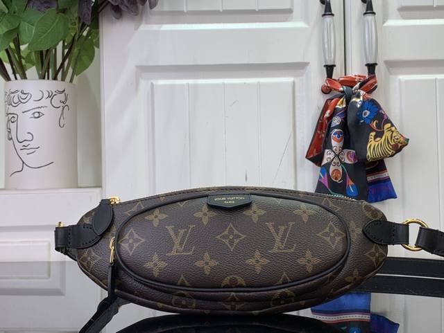 Top-Tier Authentic Piece, Special Offer. Keepit Waist Bag M14806 Black. The Keep