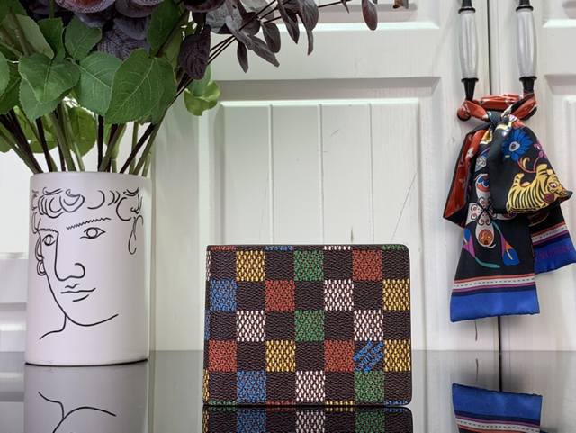 Top-Grade Genuine Leather Special Offer Slender Wallet N00185 Colorful Checkered
