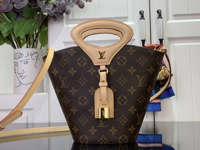 Top-Quality Authentic Piece, Special Offer Rivage Bb Bucket Handbag M14680 Vinta