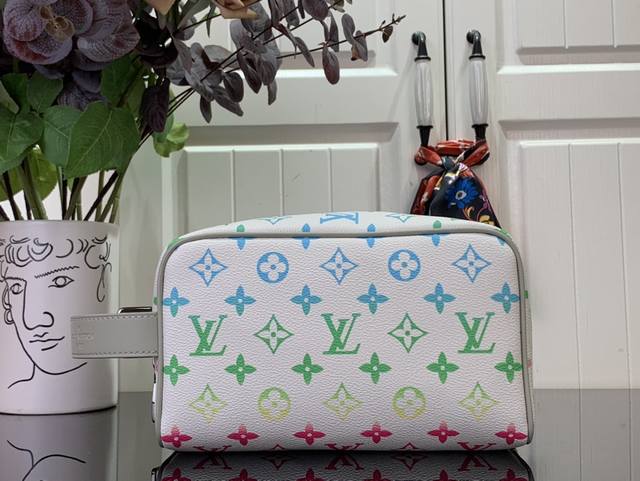Top-Quality Original Locker Dopp Kit Toiletry Bag M83113 14034 White Color Gradi