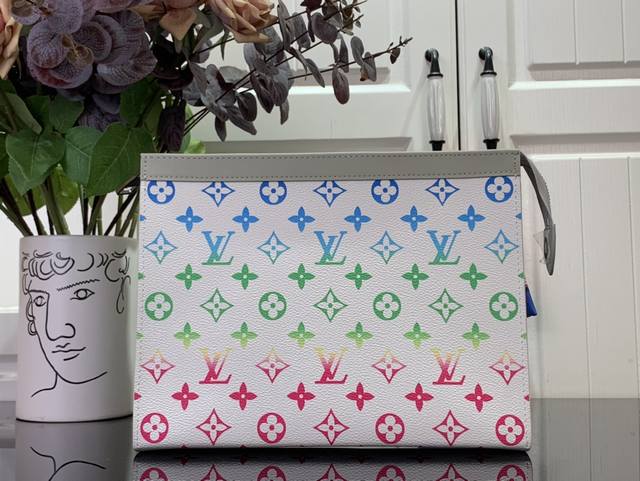Top-Quality Original Piece, Special Offer Pochette Voyage Medium-Sized Handheld