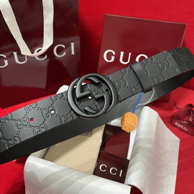 Gucci Italian Imported Top-Grain Embossed Calf Leather With A Plain Weave Base,