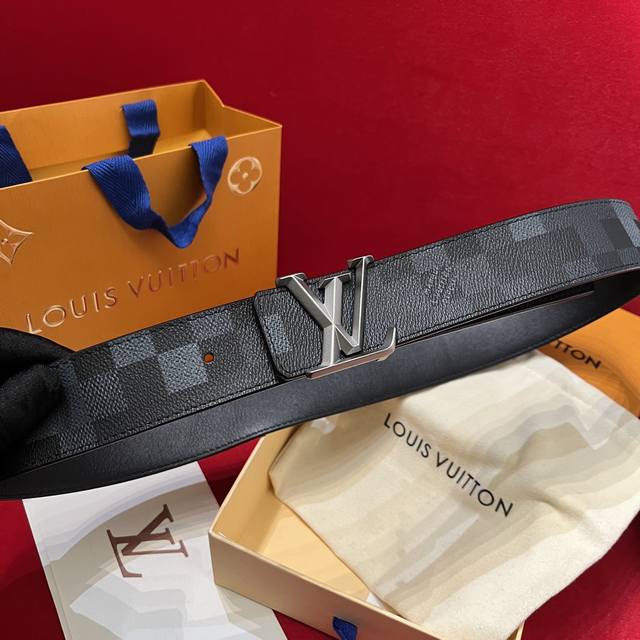Lv Italian Imported Monorgan-Coated Canvas With Top-Grain Leather Base, Paired W