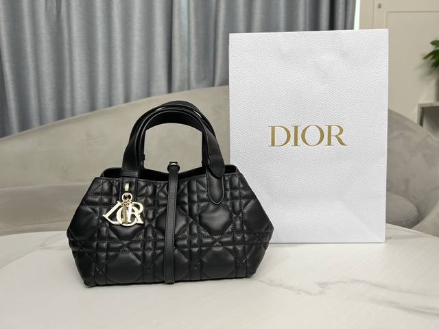 Top-Quality Authentic Piece 9282#Black This Dior Toujours Handbag Made Its Debut