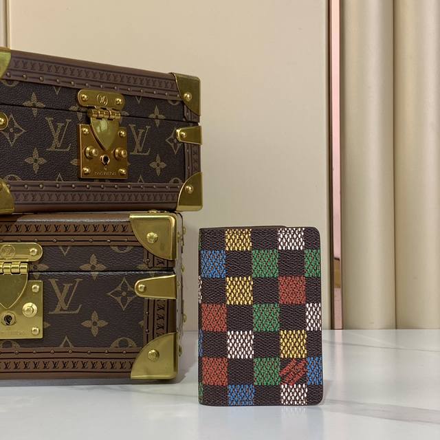 Top-Tier Original Factory N00138 Card Holder This Pocket Wallet Is Crafted From