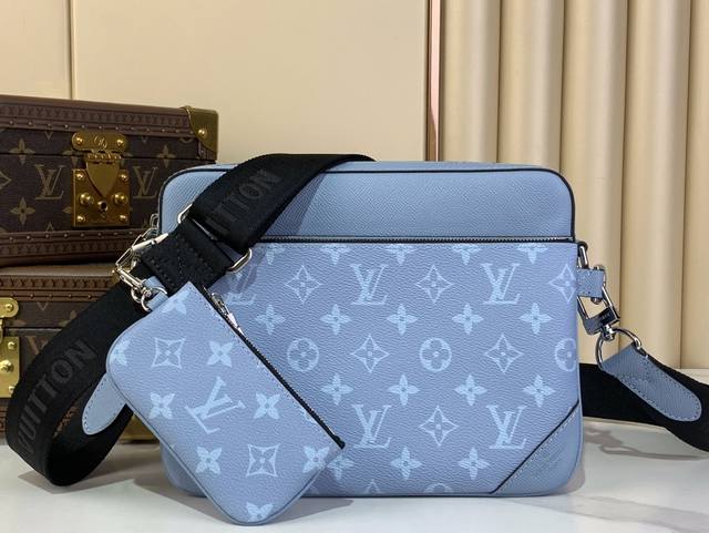 Top-Tier Original Factory M14069 This Trio Messenger Bag Is Crafted From Taga Le