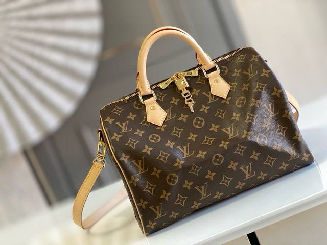 Top-Quality Authentic M41112 Speedy 30 Handbag With Shoulder Strap Every Detail