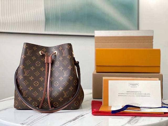 Top-Grade Original M44887 Caramel Gaston-Louis Vuitton's 1932 Champagne Bag, Ori