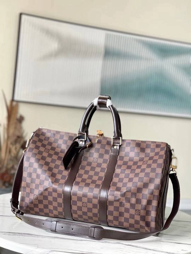 45 Size Top-Grade Original M41414 Coffee Check Spacious Capacity, Flexible Use.