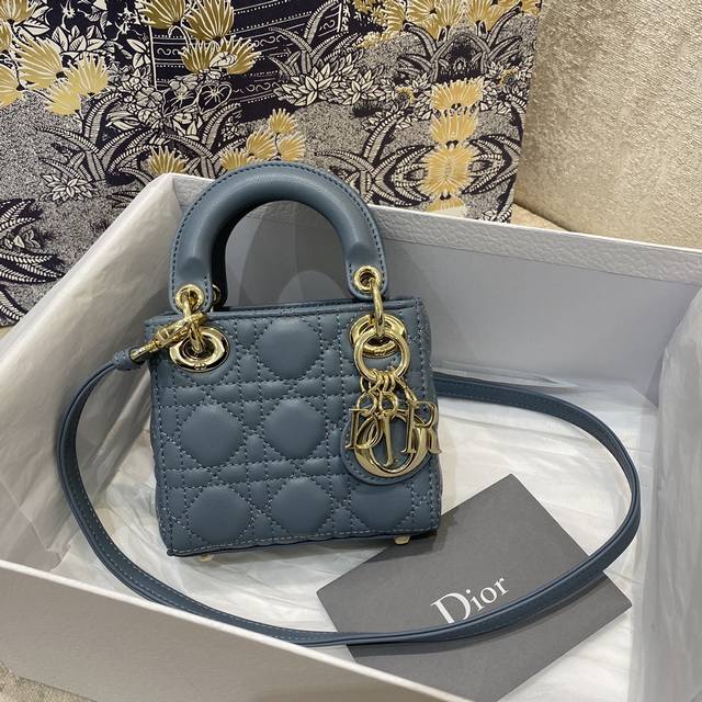 Top-Tier Original Factory, Complete Set, Fog Blue Bulk Shipment, Lady's Latest M