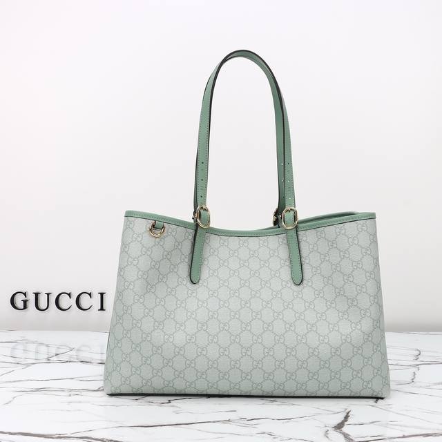 Store-Quality, Genuine Leather, Style Number 815213 Green Rubber Dimensions: Wid