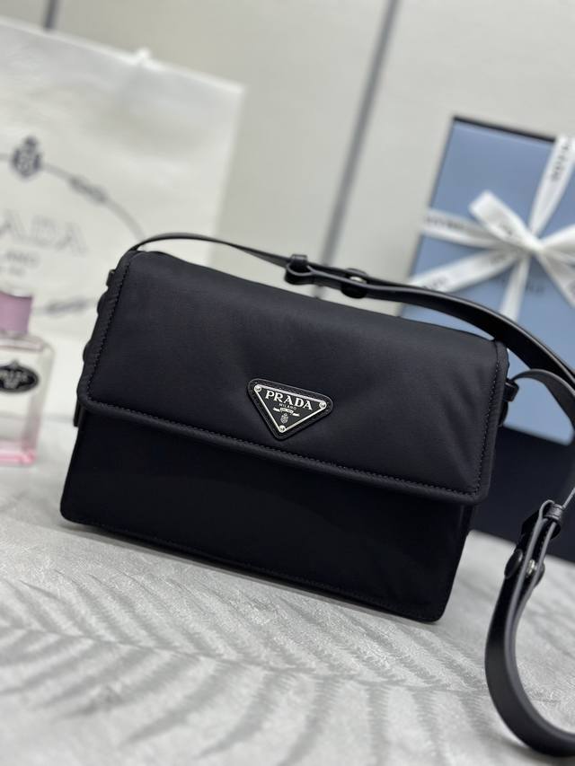 Mini Cini Messenger Bag 1Bd313 The Concept Of Mixing And Matching Runs Through P