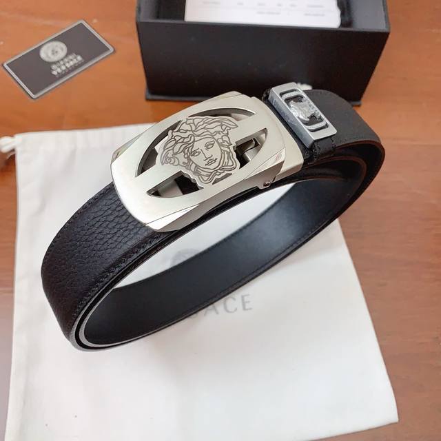 Versace New Series, Shipped With Official Website-Synchronized Genuine New Packa