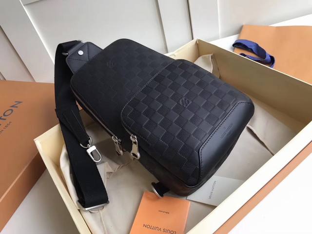 Top-Grade Original M41720 Avenue Shoulder Bag, Blending Sporty And Casual Styles