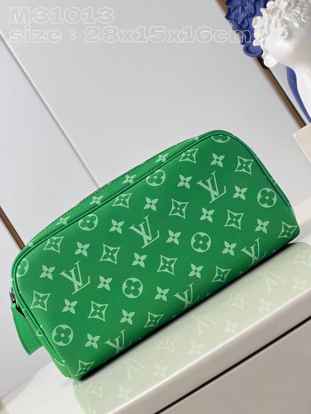 Top-Grade Authentic Single Piece Exclusive Real-Life Photo M31013 Green This Dop