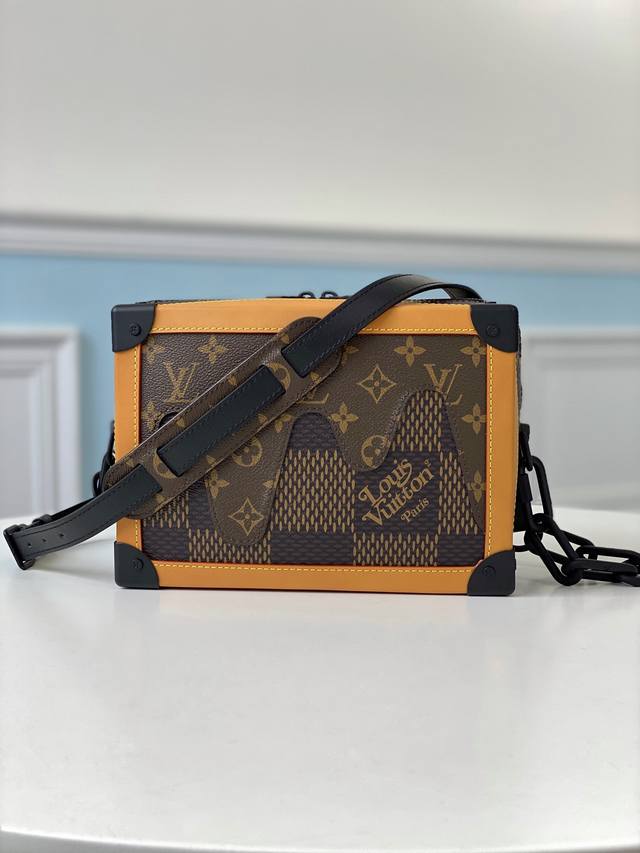 N40381 Premium Original Virgil Abloh And Japanese Streetwear Designer Nigo Reima