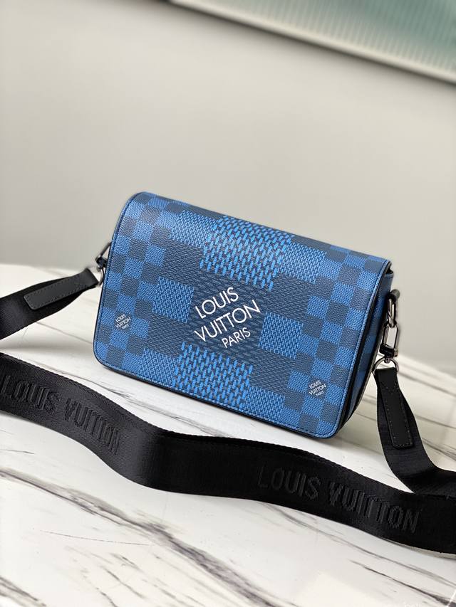Top-Tier Authentic N50026 Blue This Studio Messenger Bag Is Crafted From Damier
