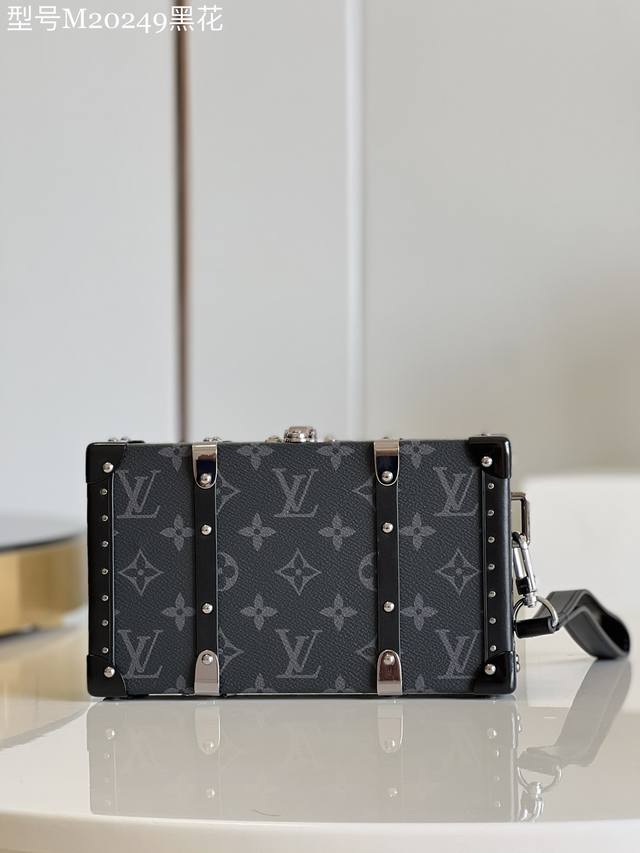 Top-Tier Authentic Piece, Exclusive Real-Life Photos Of The M9 Black Flower Desi