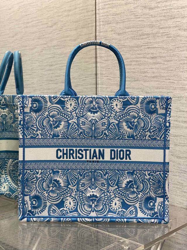 Complete Original Packaging, Genuine Factory Quality Large Size In Stock Tote La