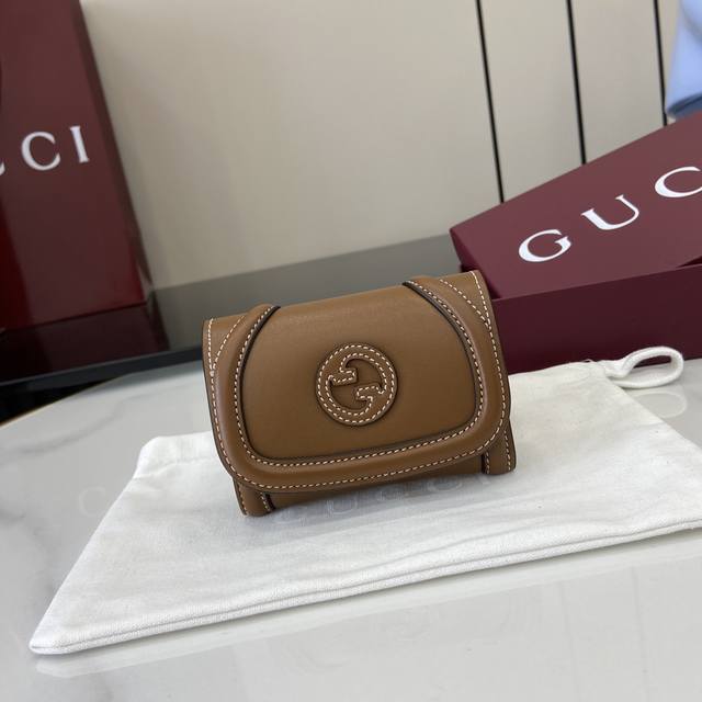 Comes With Full Original Factory Counter Packaging. New Arrival. The Circular In