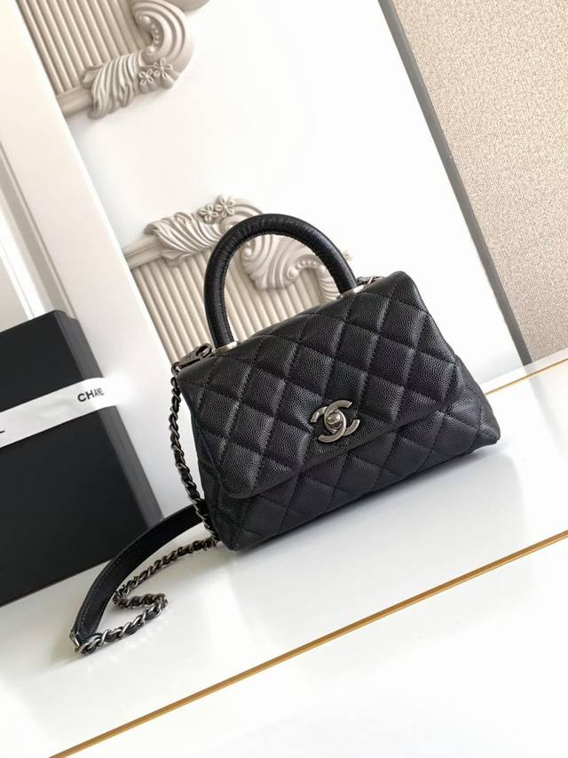 As2215 14K Gold Cocohandle Classic Model Is Almost A Game-Changer. Imported Smal