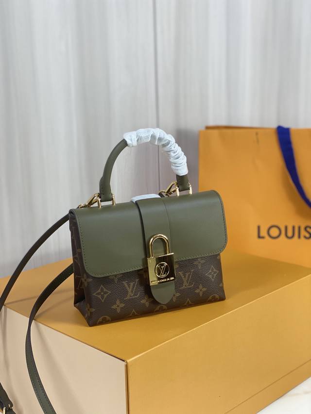 Premium Original Locky Bb Handbag M44797 This Compact And Stylish Locky Bb Handb