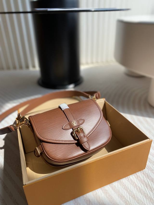 Top-Tier Original Saumur Bb Handbag M23470 Cognac Color Saumur Bb Handbag Reinte