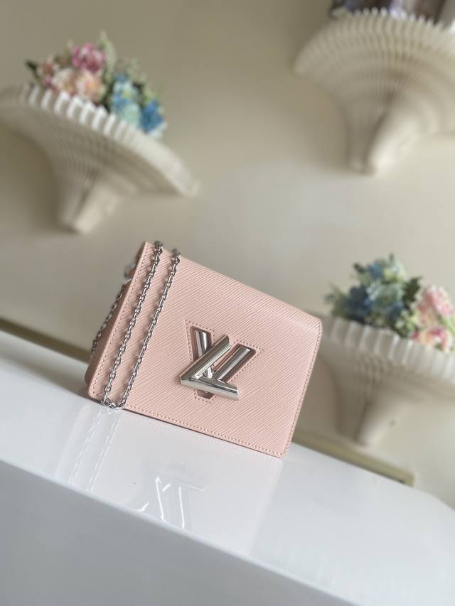Top-Tier Original Twist Belt Chain Bag M68 Pink Silver Buckle Twist Belt Chain B
