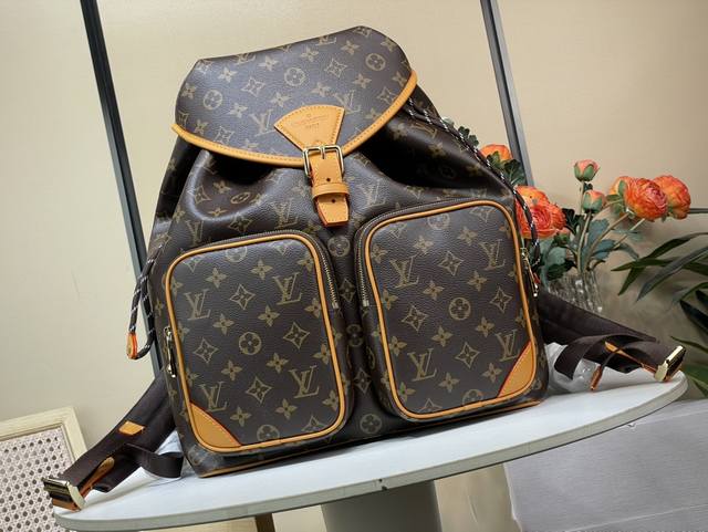 Top-Quality Original Replica Exclusive Real-Shot Montsouris Cargo Backpack M1401
