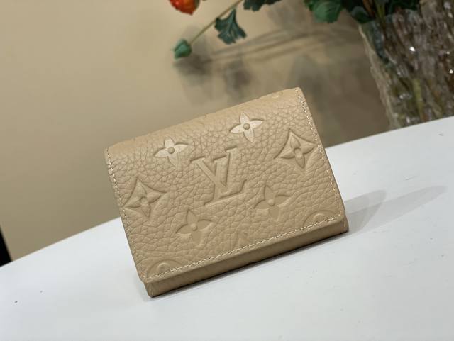 Top-Quality Replica Exclusive Real-Shot Envelope Business Card Holder Wallet M13