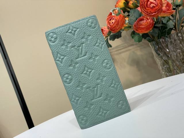 Top-Tier Authentic Replica Exclusive Real-Shot Brazza Wallet M14251 Gray-Green E