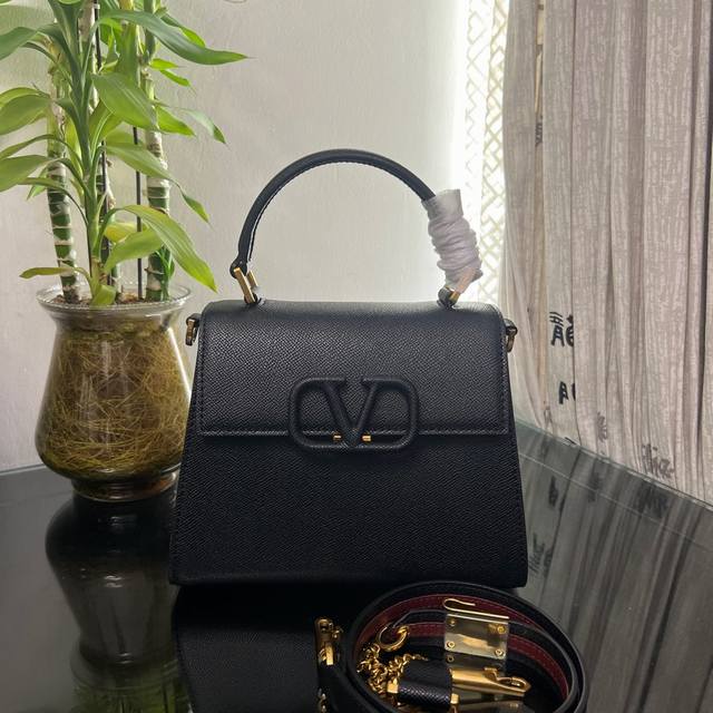 Full Set Packaging Model: 1082S Small Leather Buckle Garavani Vsling Palm-Textur