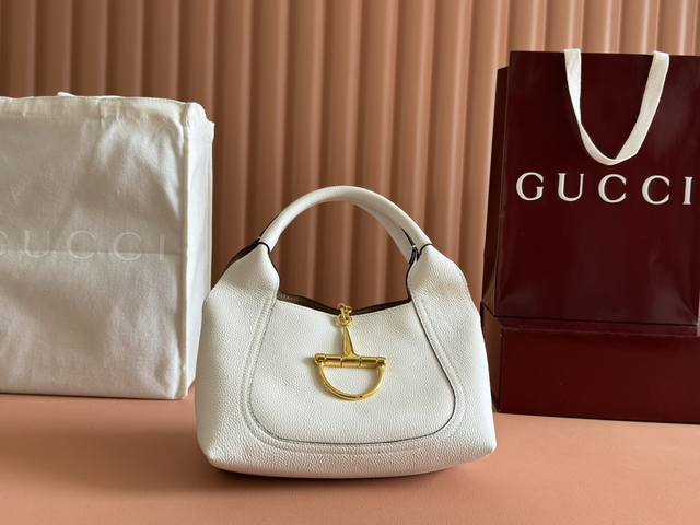 Configure With Full Counter Packaging This Gucci Softbit Series Shoulder Bag Sea