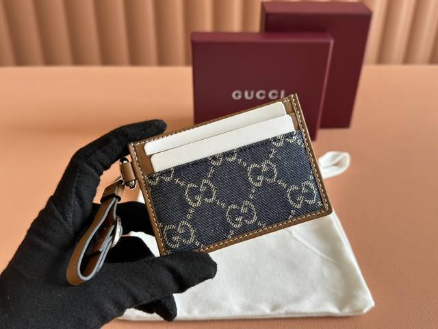Configure Full Counter Packaging Gg Emblem Series Reinterprets The Brand's Timel