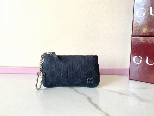 Comes With A Red Box. Style Number 820666. The Latest Series Of Small Leather Go