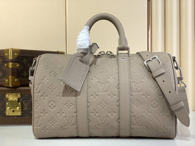 Top-Quality Authentic Replica, Exclusive Real-Shot Photos. Keepall 35 Handbag M2