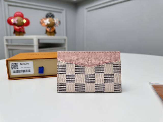 Top-Grade Original N60286 White Check Pink Daily Card Holder Crafted From Damier