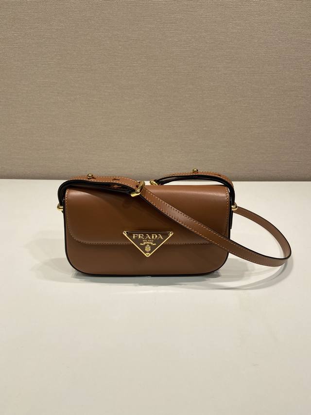 Comes With Exclusive Packaging. New Model 1Bd339. This Shoulder Bag Features Sle