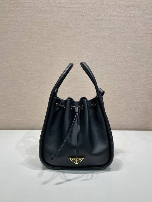 Comes With Exclusive Packaging. New Bucket Bag 1Be087 This Bucket Bag Is Crafted