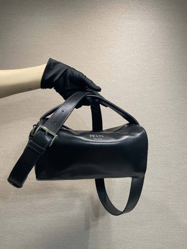 Comes With A Dedicated Counter Packaging, New Boston 2Vh188 This Boston Handbag