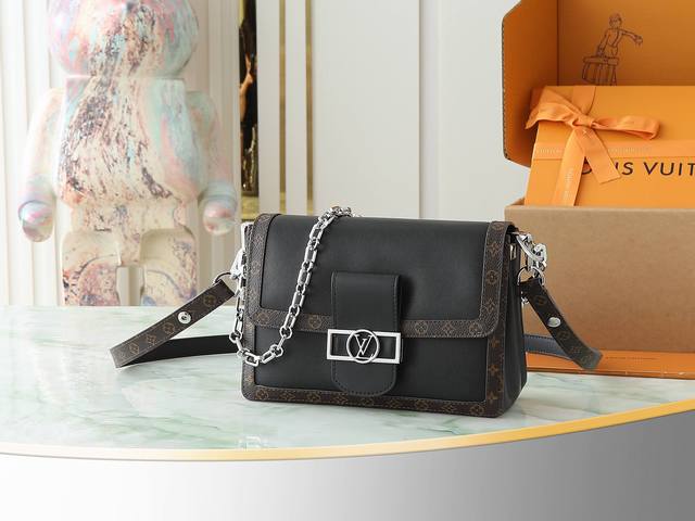 Top-Grade Authentic Piece, Exclusive Real-Life Photos M13450 Black Leather Dauph