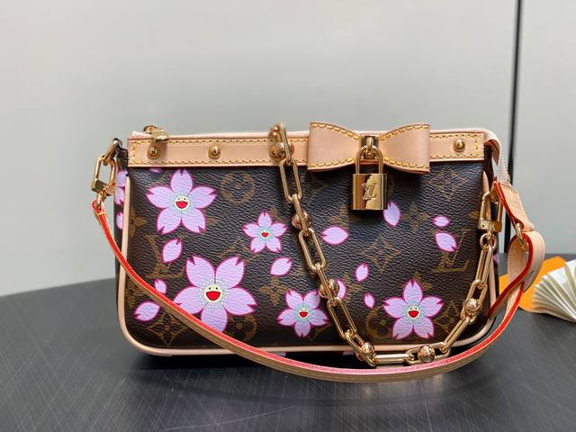 Authentic Premium M13666 Classic Monogram Cherry Blossom Takashi Murakami Chain