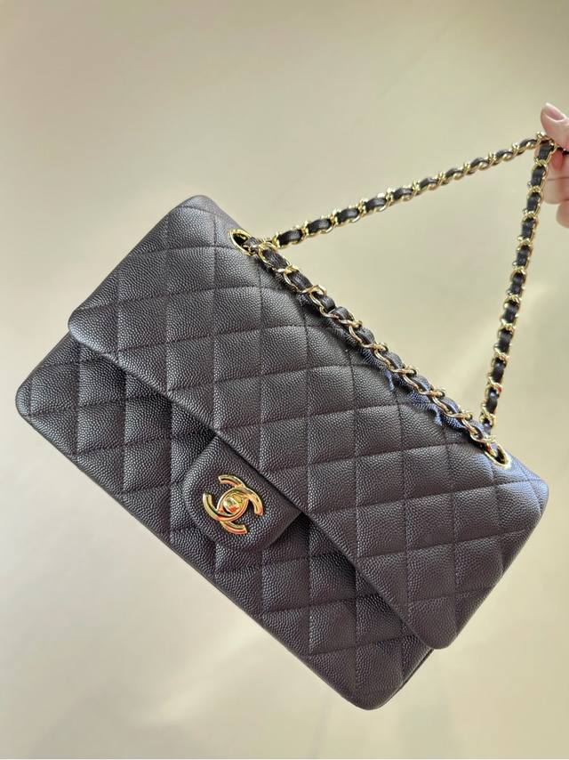 The Silhouette Is The Soul Of The Bag, Much Like A Work Of Art That Requires Met