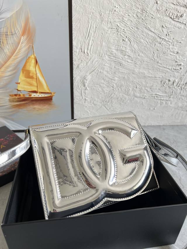 Top-Tier Authentic Single-Piece New Color Lacquered Leather Silver Dg New Logo B
