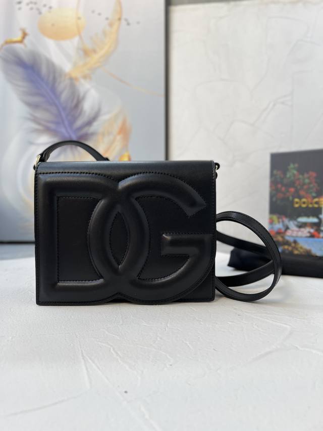 Top-Tier Original Dg New Logo Bag Series In A Compact Size, Entirely Crafted Fro