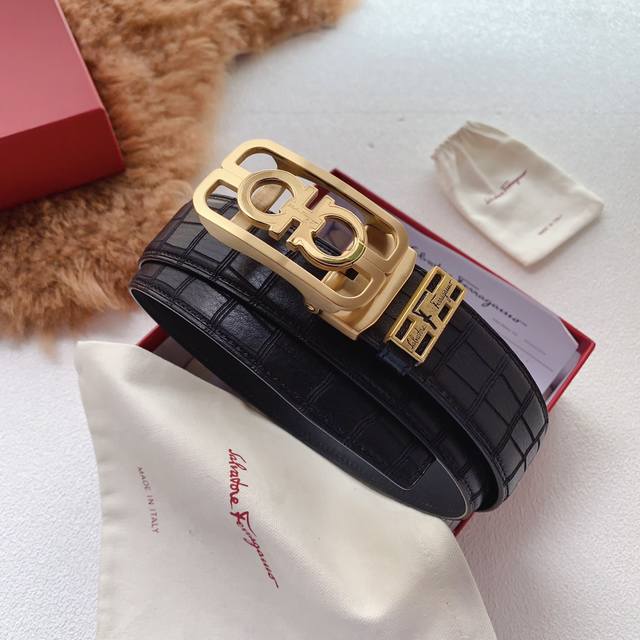 New Ferragamo Design. Authentic Packaging, Italian Imported Leather With An Oil-