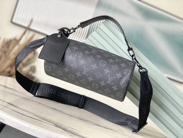 Top-Grade Original M46691 Black Flower This Soft Polochon Handbag Combines Monog