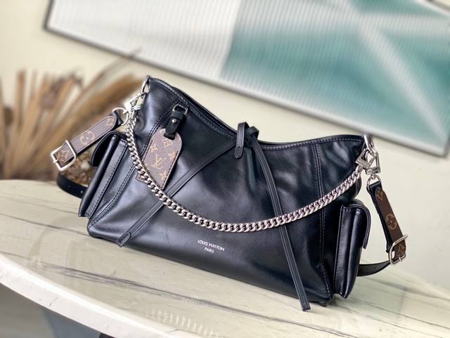 Top-Grain Leather, Premium Genuine Leather M24861 Small This Carryall Cargo Smal
